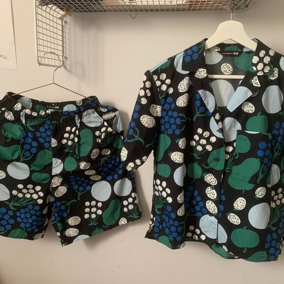 Uniqlo x Marimekko Cotton Poplin Shorts - Picture 6 of 6